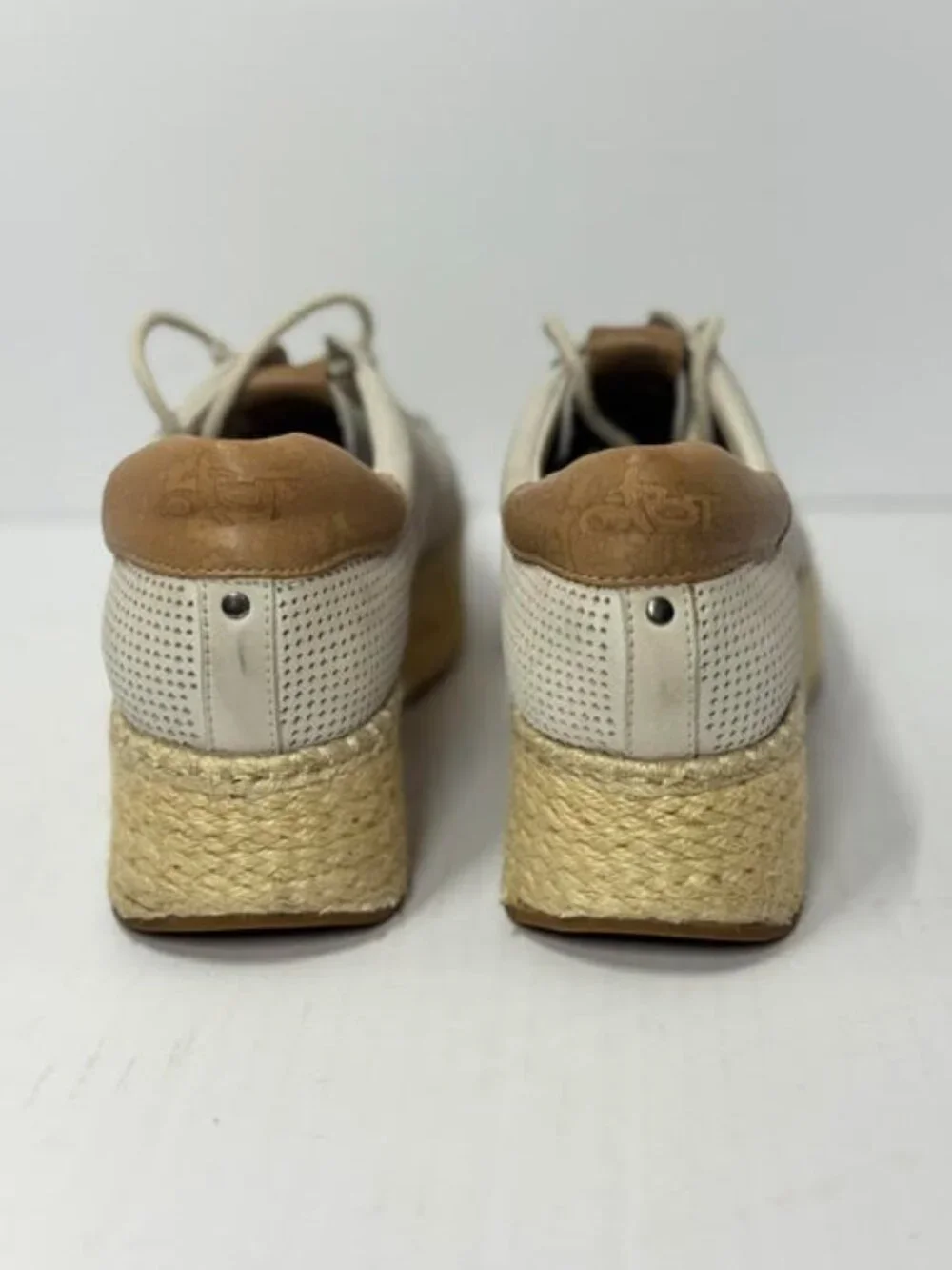 OTBT Beige Platform Espadrille Sneakers Perforated Leather Shoes Size 8.5
